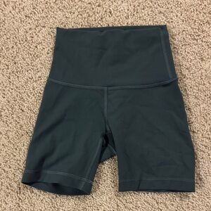 Lululemon Women’s size 0, High-Waisted dark green-gray Women's Shorts